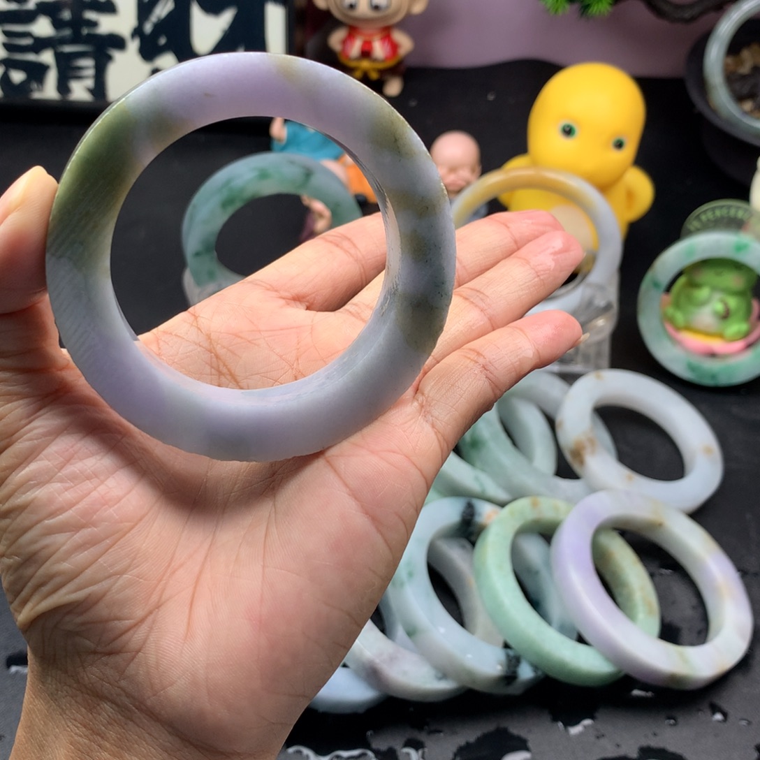 定制翡翠未镶嵌手镯定制