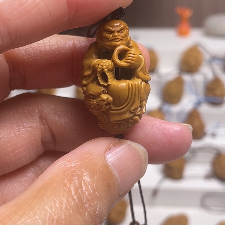 橄榄核吊坠，橄榄核