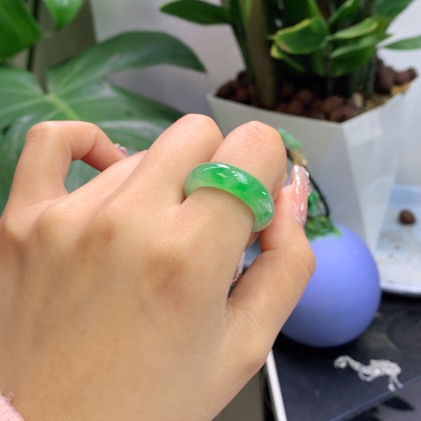 【闪购商品】翡翠戒指未镶嵌14.15号