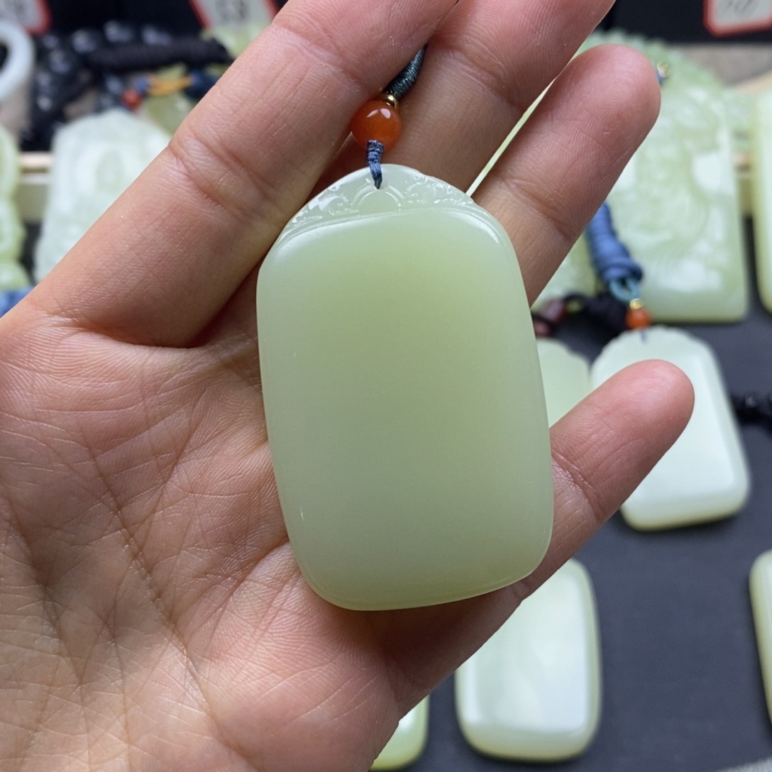 孤**岁天然青海时尚无事牌