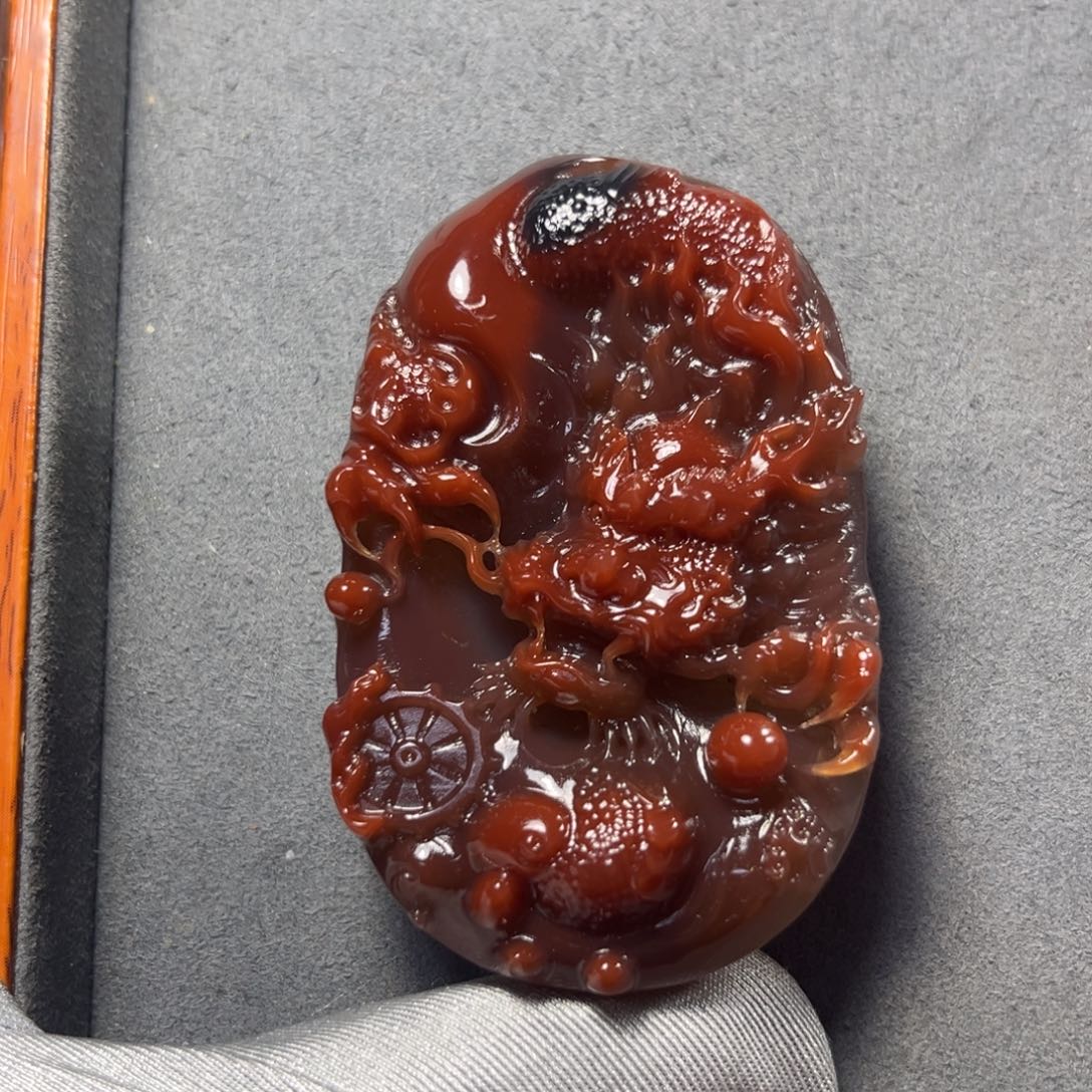 南红玛瑙手把件未镶嵌