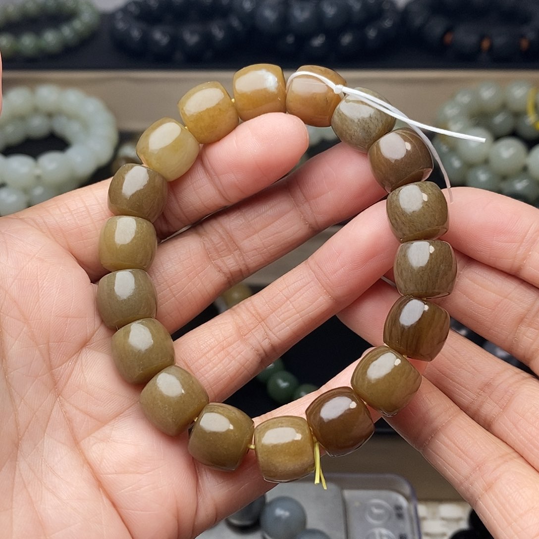 未镶嵌和田玉手链卡12