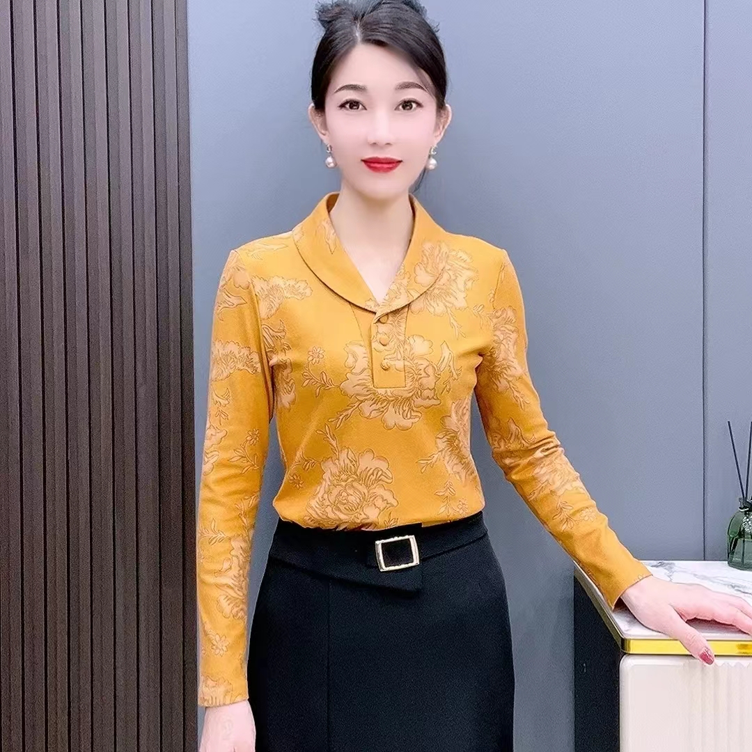 9010款秋冬国风磨毛绒长袖打底衫洋气减龄