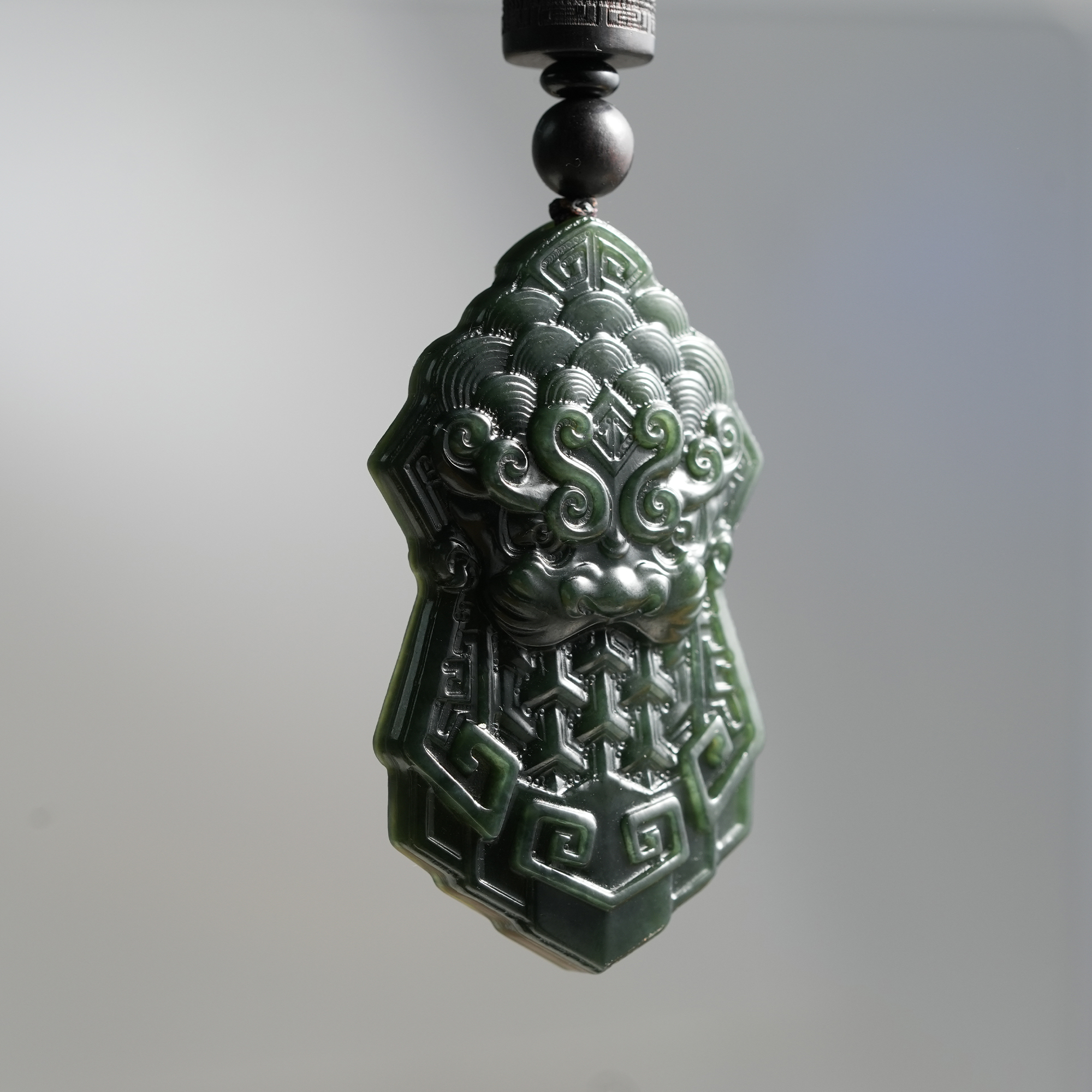 天然和田玉唐玄甲吊坠满工满雕挂件项链 多样性发其一