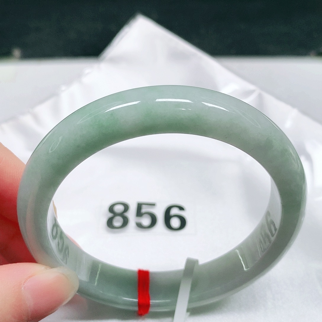 翡翠未镶嵌手镯17 号翡翠手镯