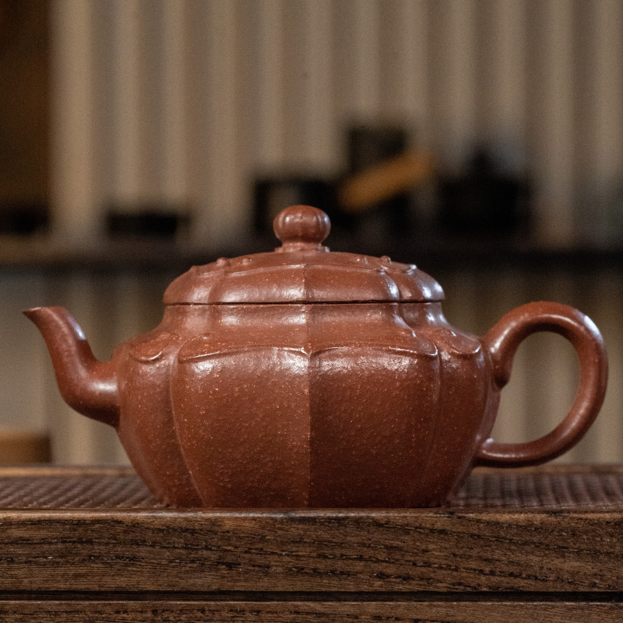 QJQ-003  钱金泉  宜兴手工紫砂   恒古如意