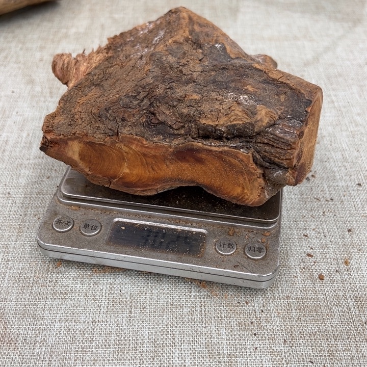 线香太行崖柏板根黑油302克