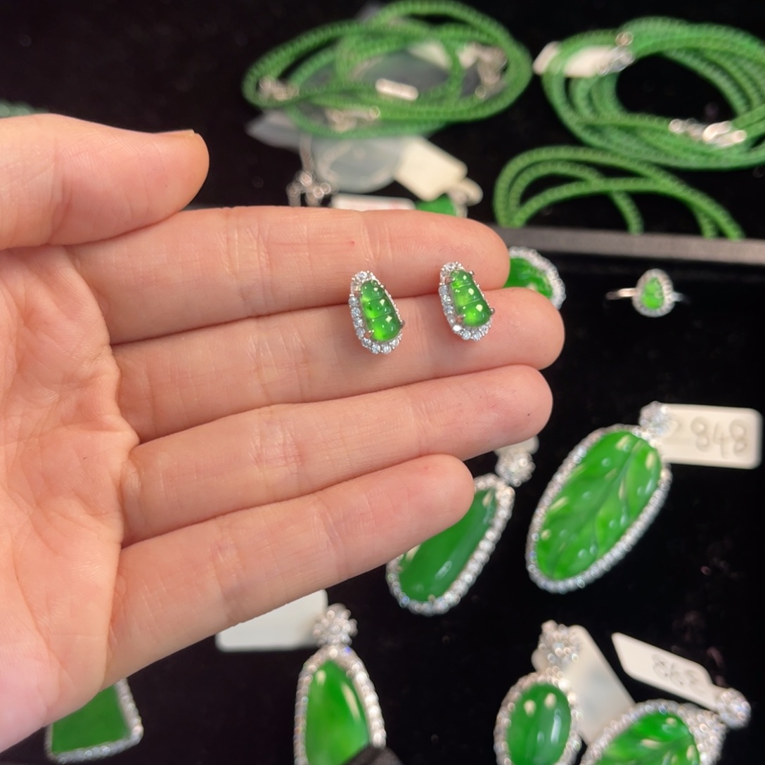 翡翠银S925镶嵌戒指福豆耳钉