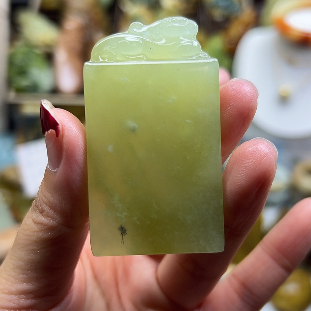 未镶嵌岫玉颈饰岫玉无事牌