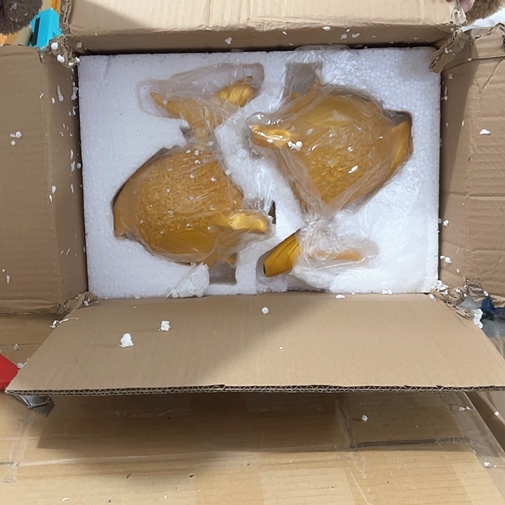 红陶树脂材质花花瓶瓶罐罐等等29