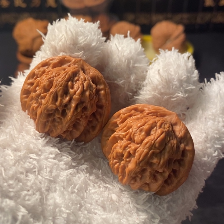 文玩核桃吊坠38霞云岭