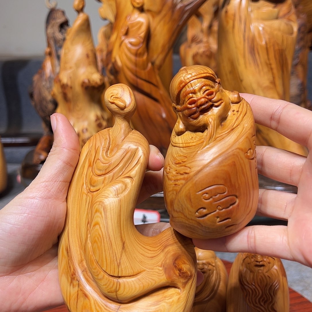 柏木（崖柏）飞崖柏木手把件摆件