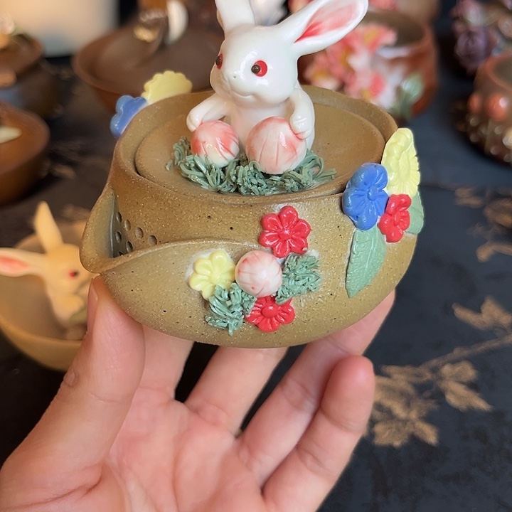 千玺造物兔子宝瓶01