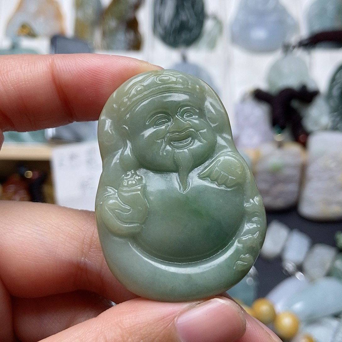 翡翠吊坠(不含链)未镶嵌翡翠