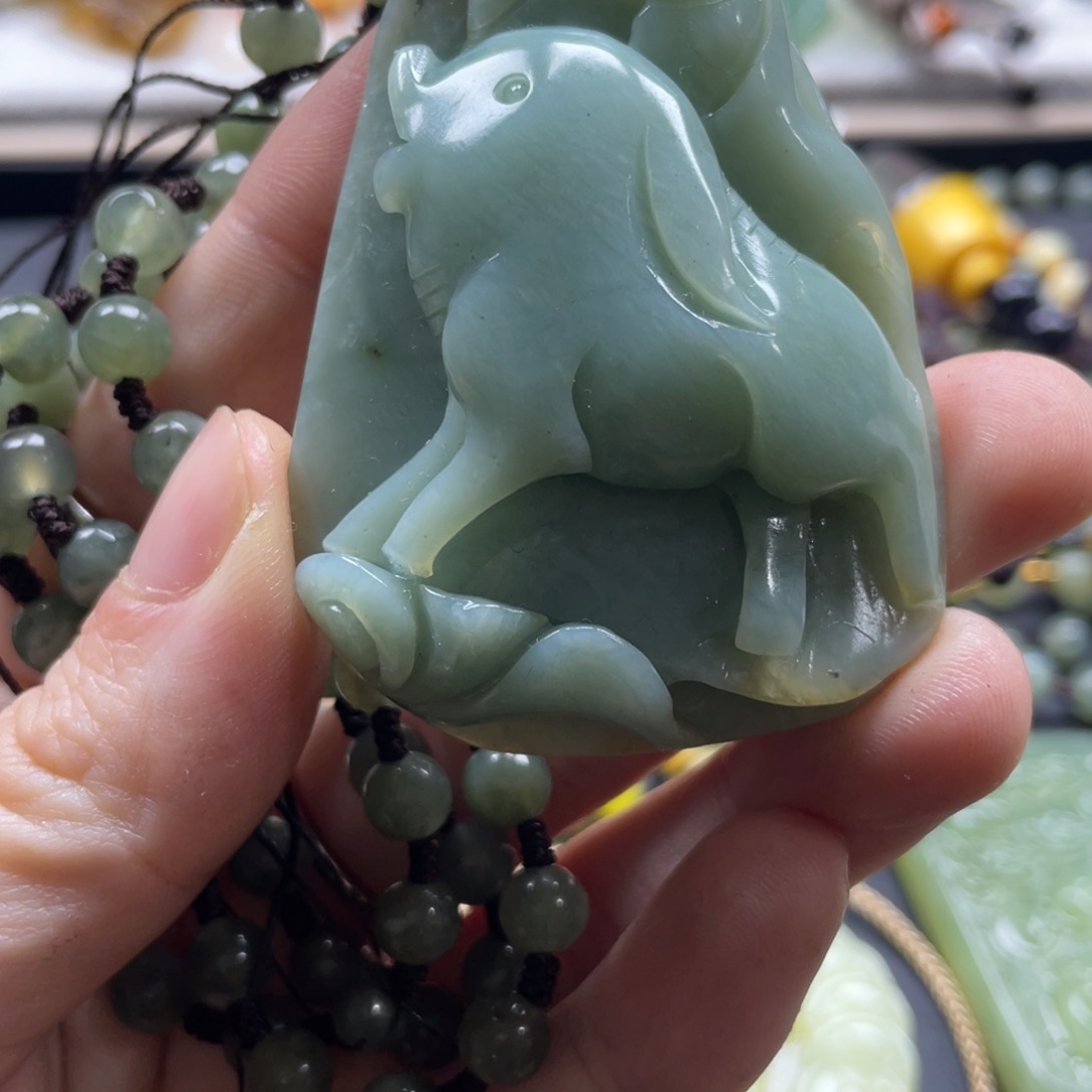 蛇纹石玉手串未镶嵌