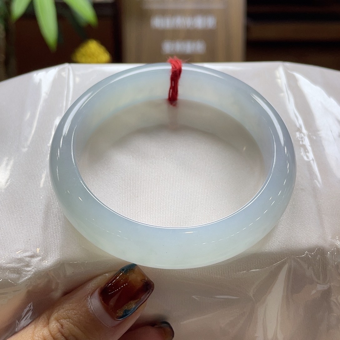 翡翠未镶嵌手镯20号