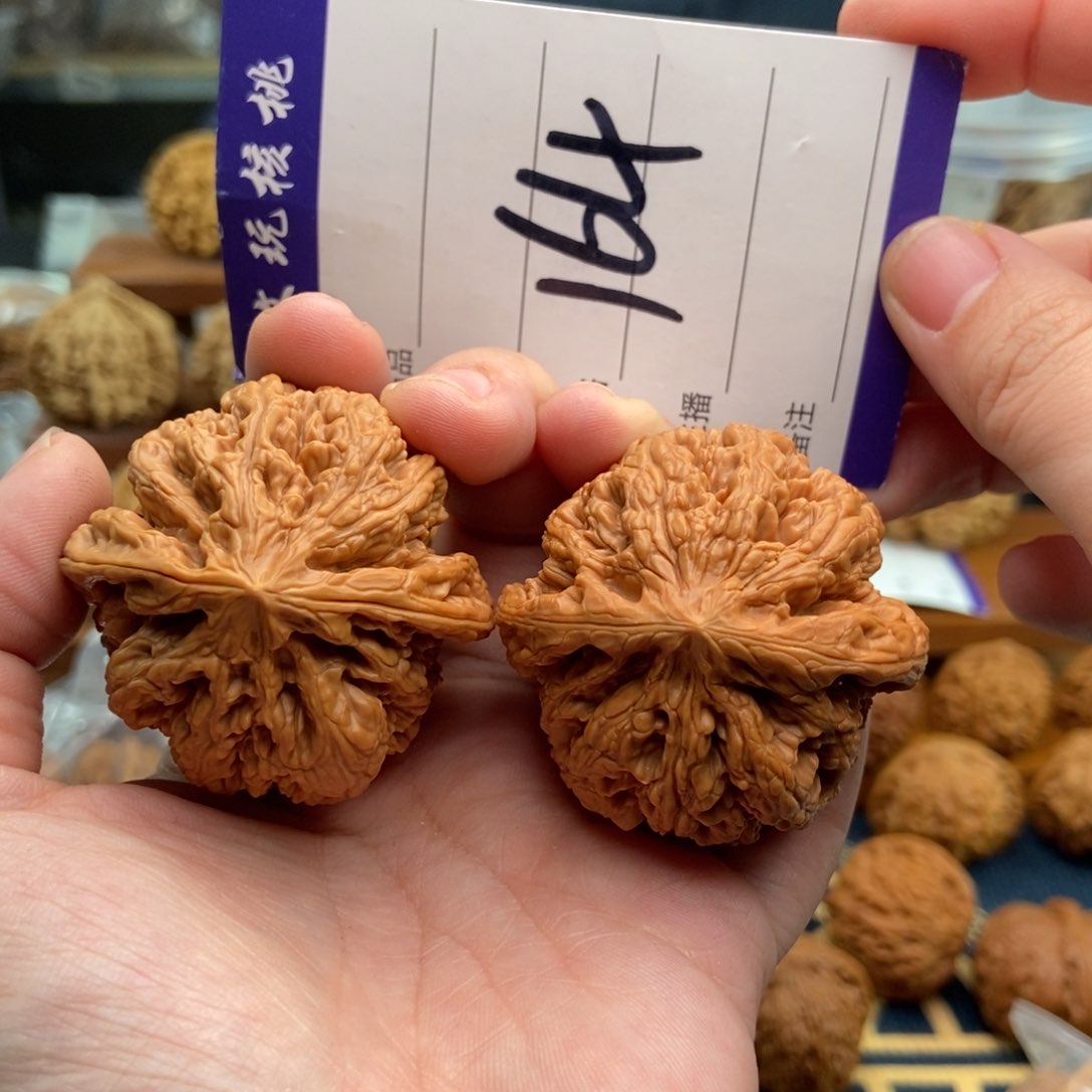 文玩核桃吊坠45粗筋