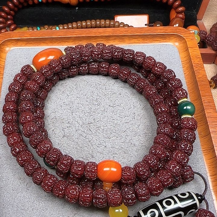 金刚菩提吊坠金刚菩提吊坠