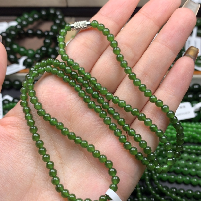 【闪购商品】颈饰未镶嵌和田玉（碧玉）m