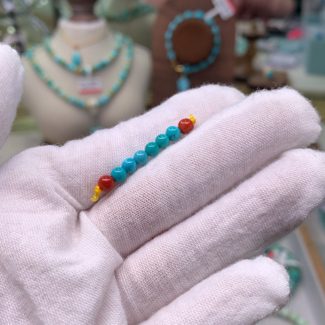 绿松石配饰未镶嵌