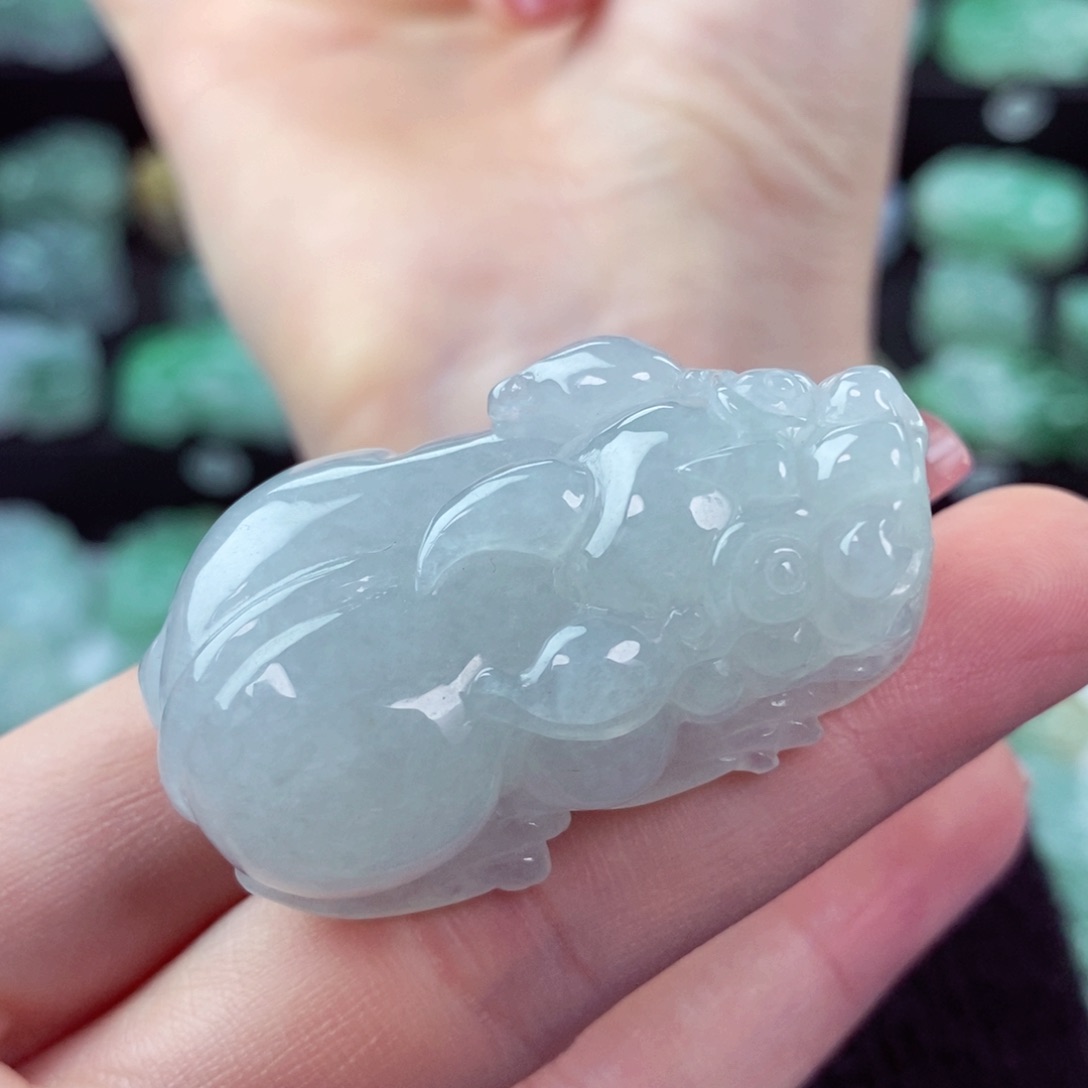 翡翠颈饰未镶嵌天然