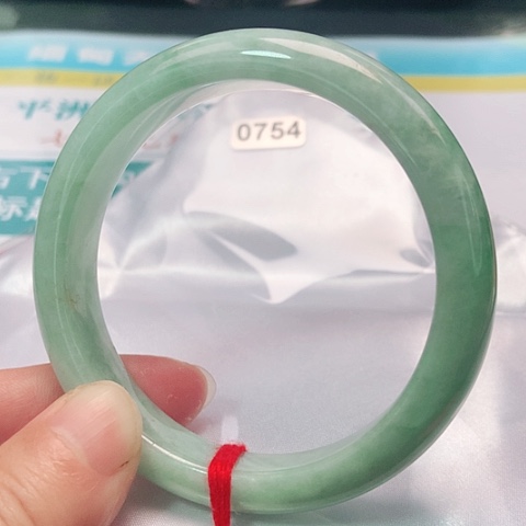 翡翠手镯未镶嵌0754号