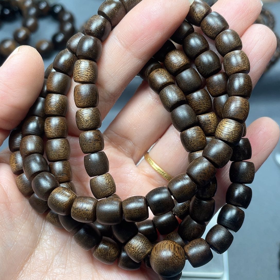 沉香手串芽庄白棋0.7