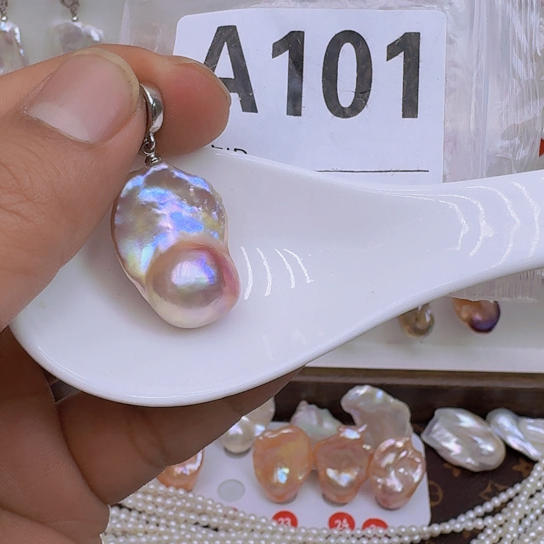 银S925镶嵌淡水珍珠巴洛克 微瑕