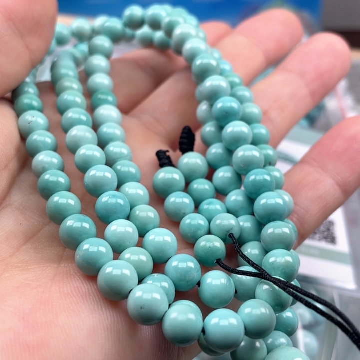 绿松石颈饰未镶嵌