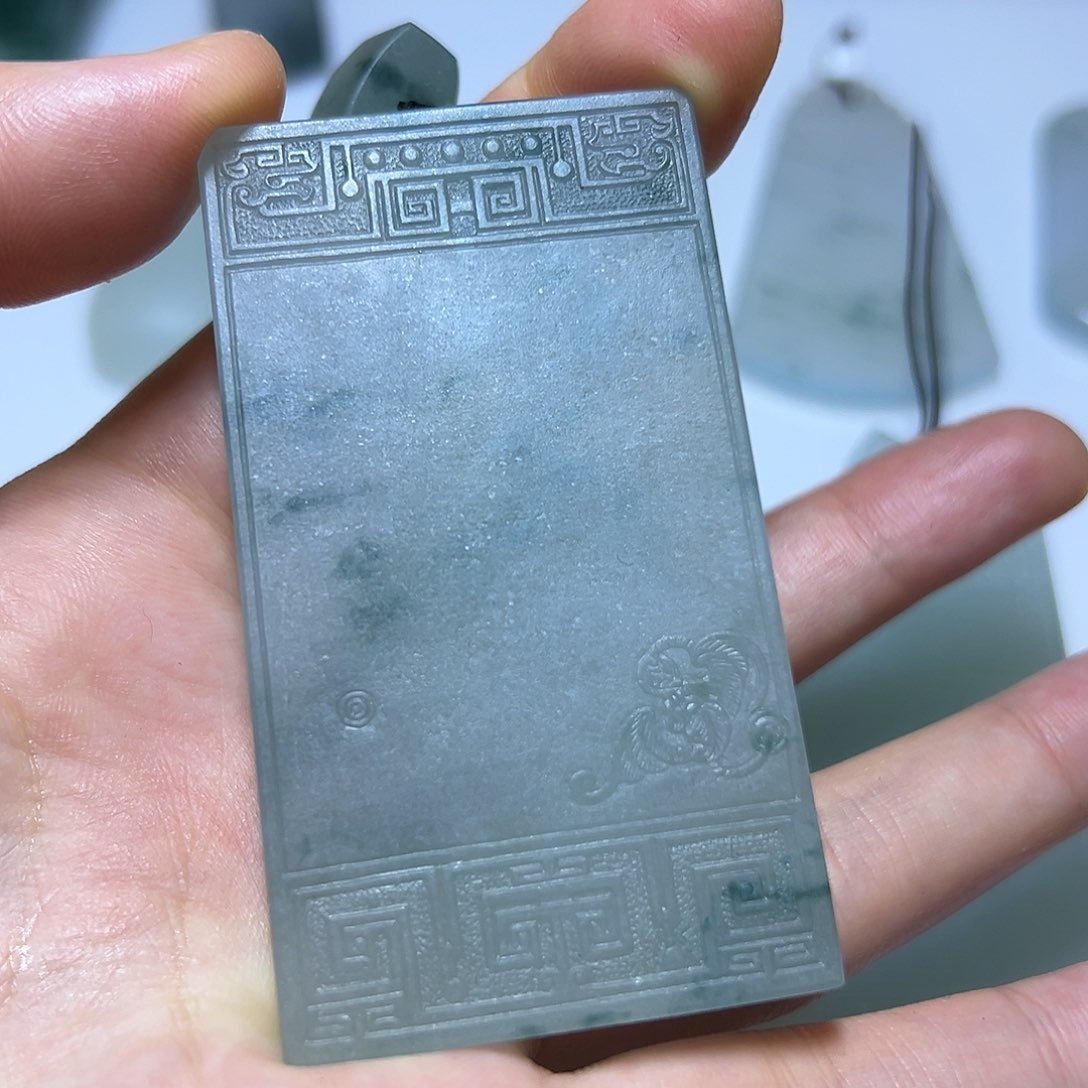 未镶嵌定制翡翠挂件