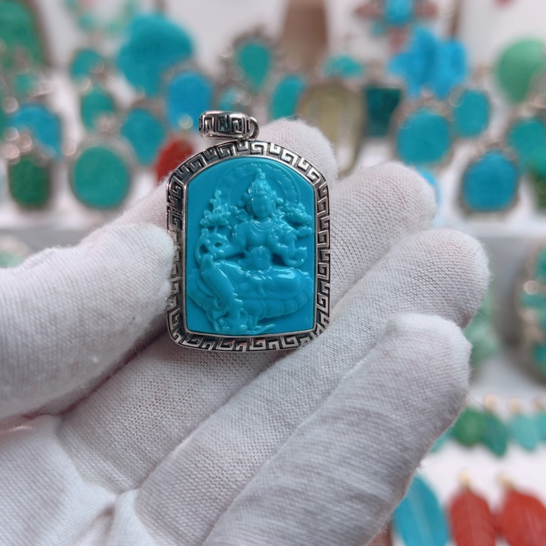 绿松石颈饰未镶嵌