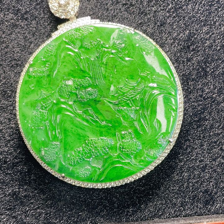 翡翠颈饰未镶嵌49，