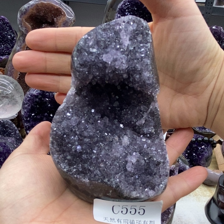 紫晶大型摆件（非配饰）未镶嵌
