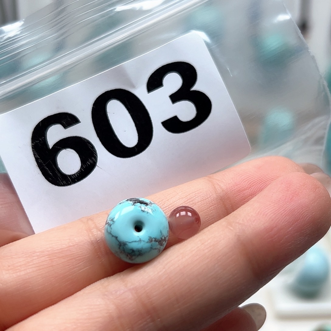 南红玛瑙颈饰未镶嵌