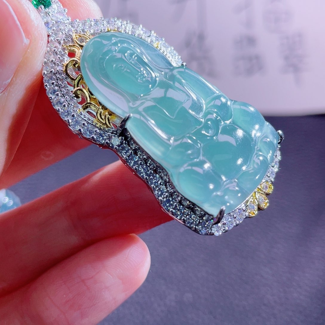 翡翠颈饰未镶嵌877778888