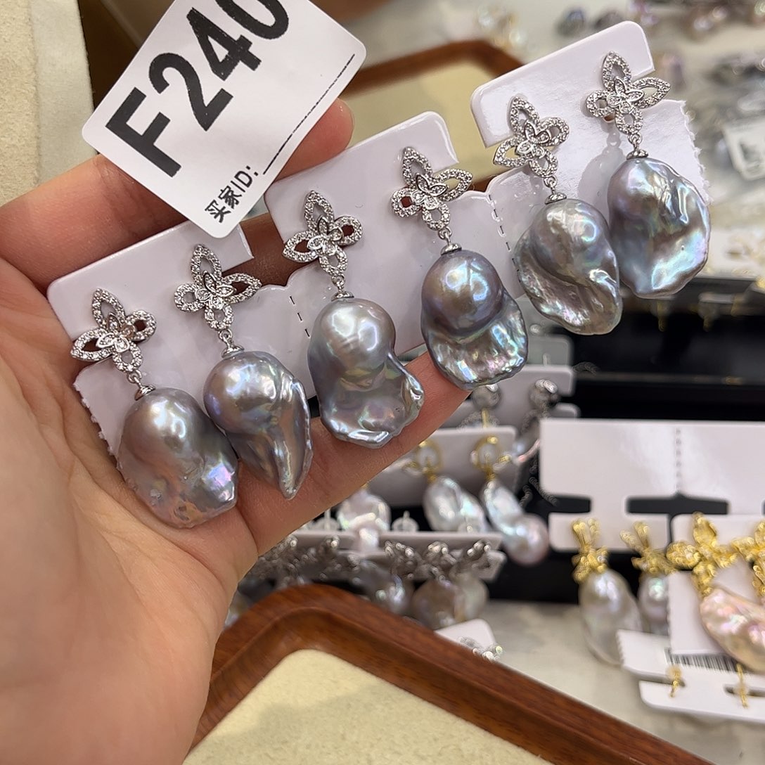 淡水珍珠耳饰合金