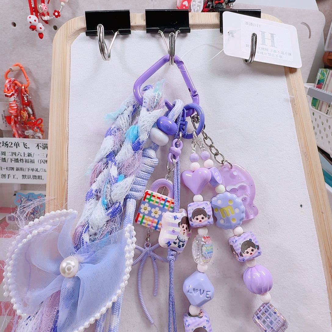 亚克力9月30日开播福福