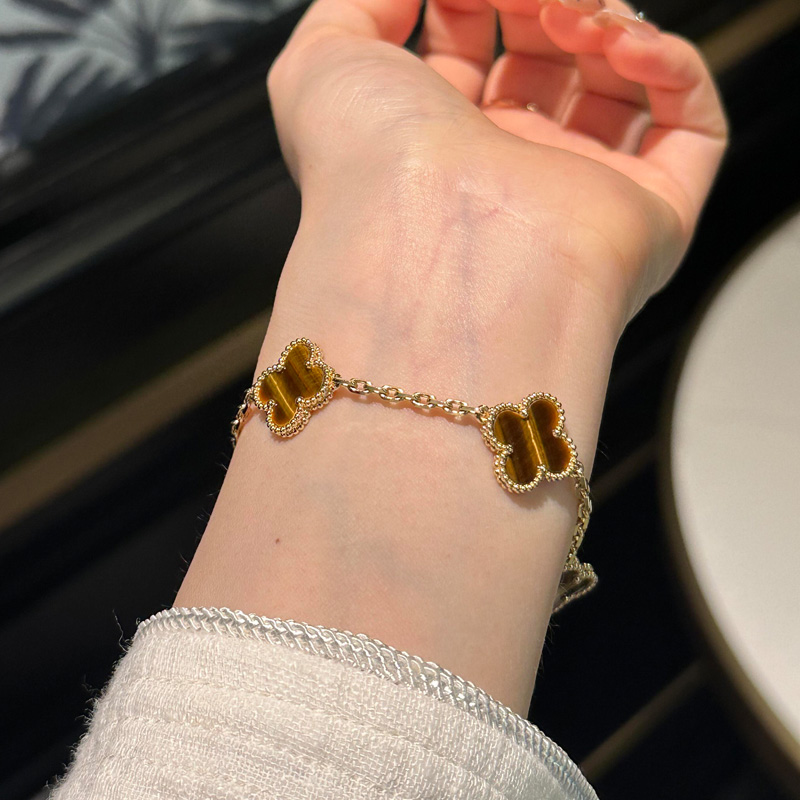 18K金虎眼石五花手链高定版12克左右