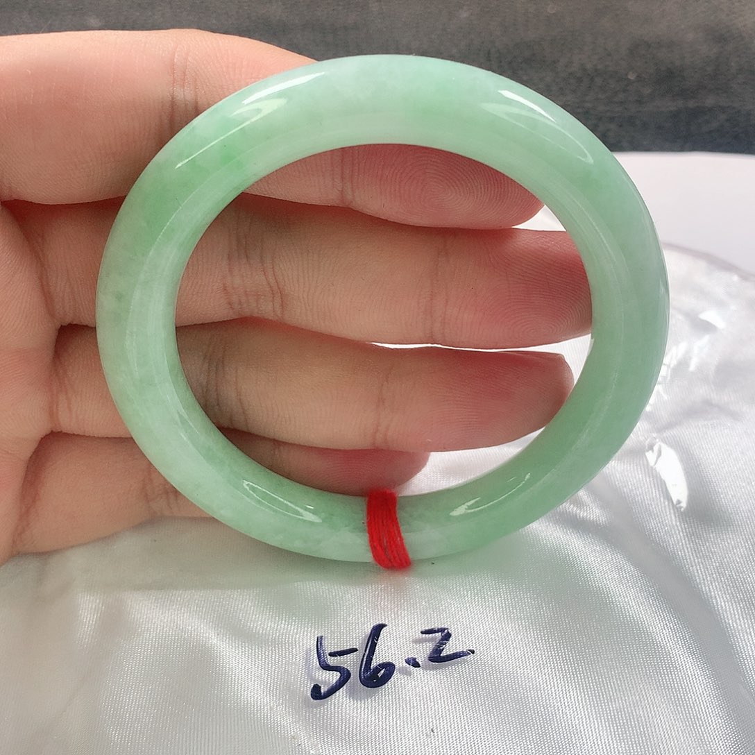 未镶嵌手镯（圆镯）翡翠333号