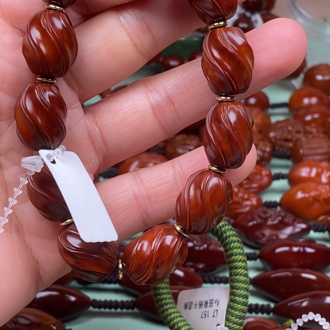 雄***哈木质橄榄核回血直播间