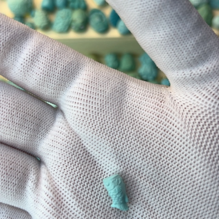 绿松石颈饰未镶嵌雨*原矿绿松石