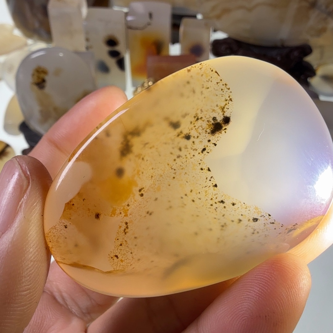 玛瑙/玉髓未镶嵌珠宝半成品