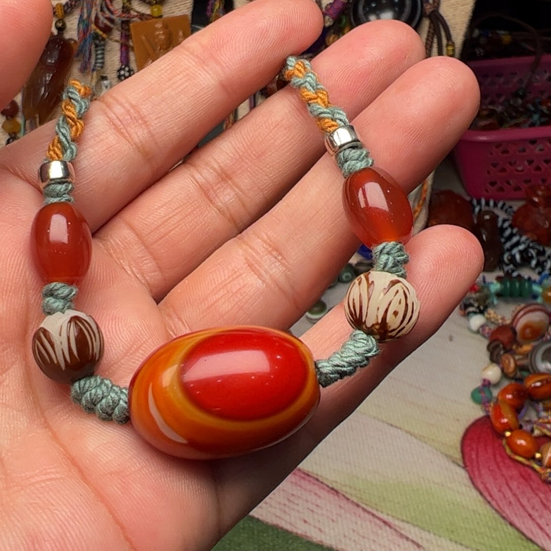 玛瑙/玉髓颈饰未镶嵌