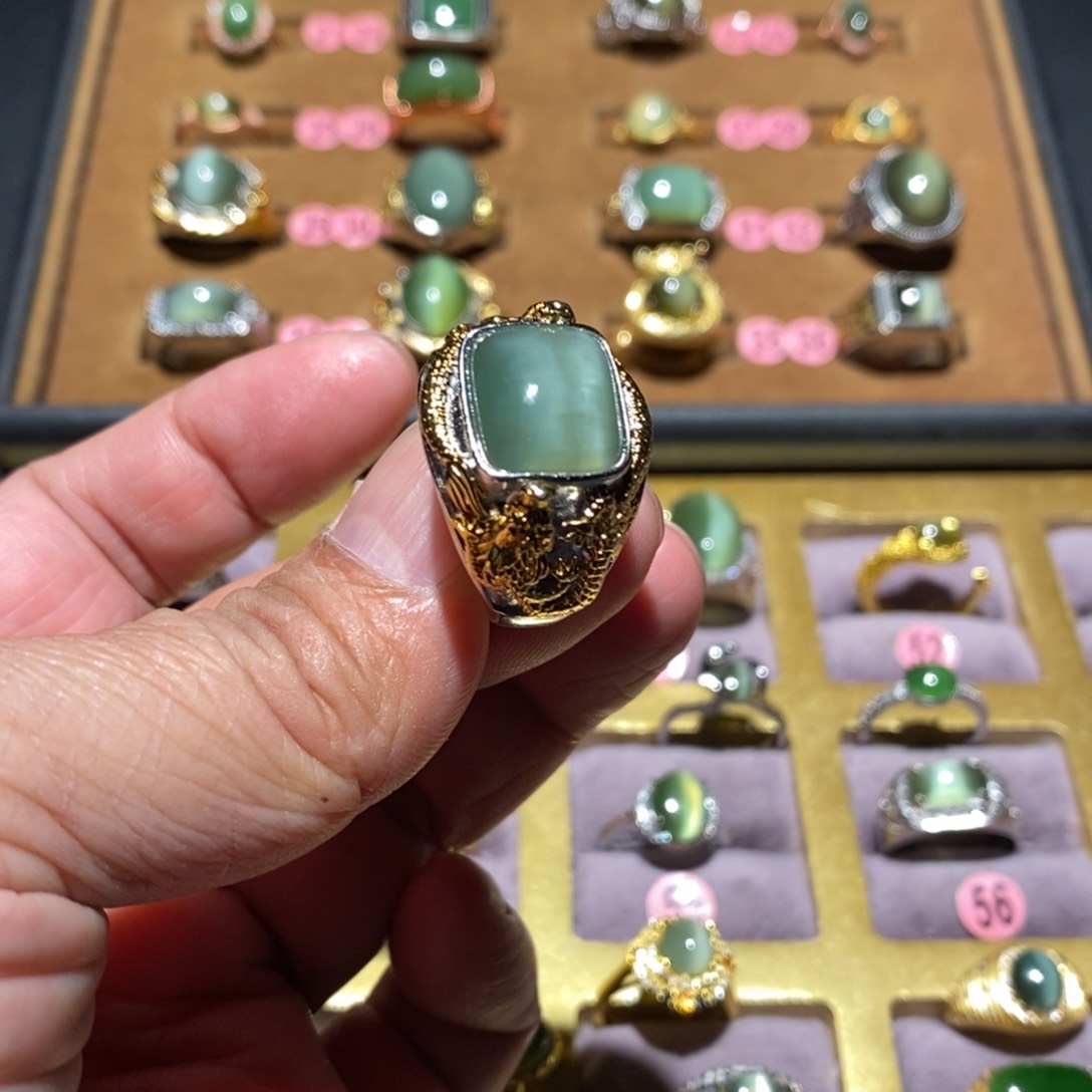 和田玉（碧玉）戒指未镶嵌