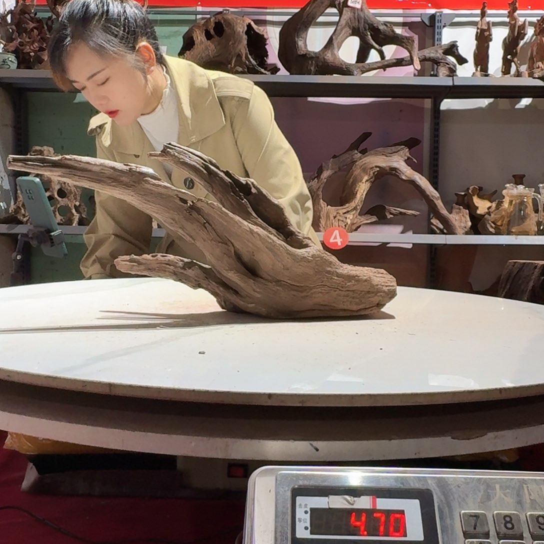 鑫品沉木不包邮不包损J****?6250