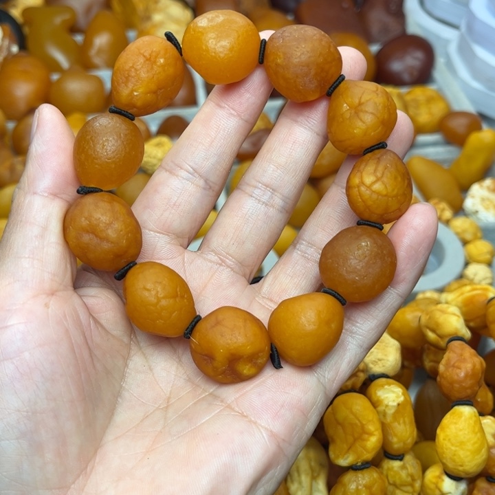 琥珀未镶嵌裸石天然蜜蜡手串