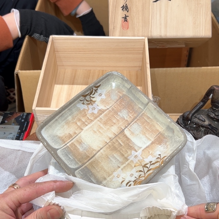 瓷器周边默认瑕疵1