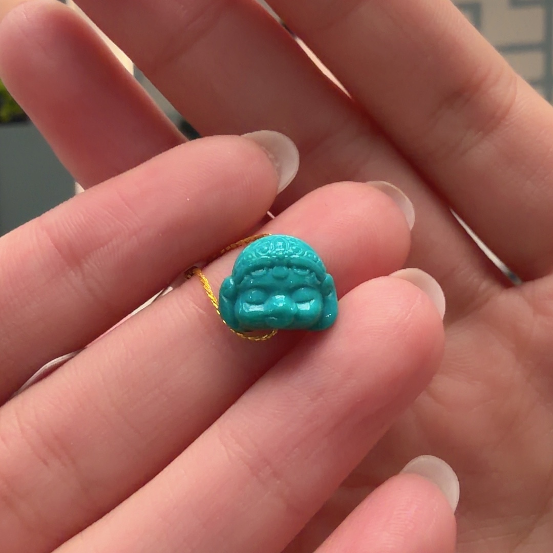 绿松石未镶嵌颈饰