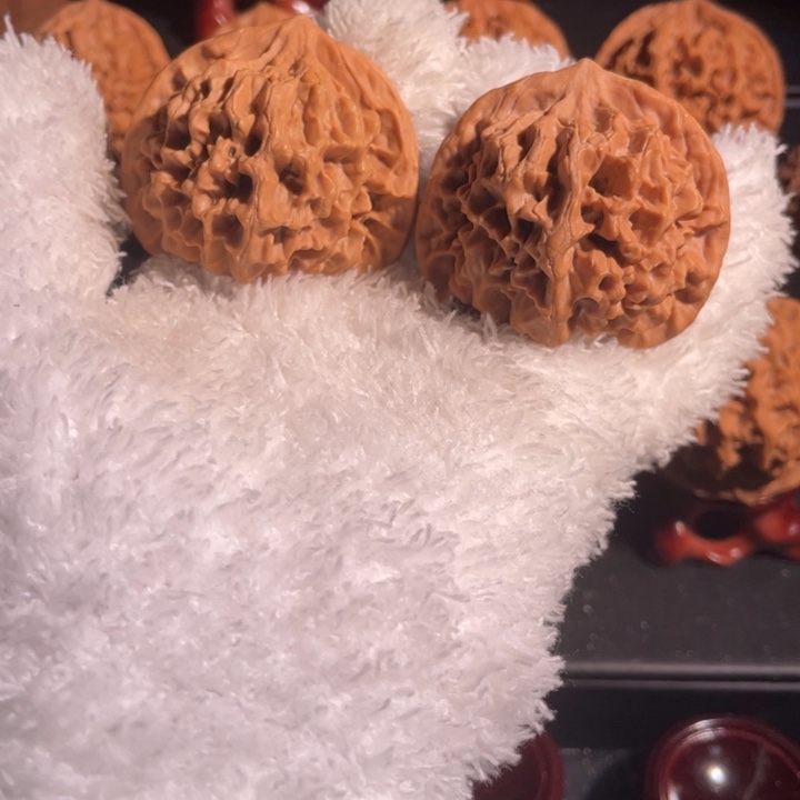 文玩核桃吊坠47官帽