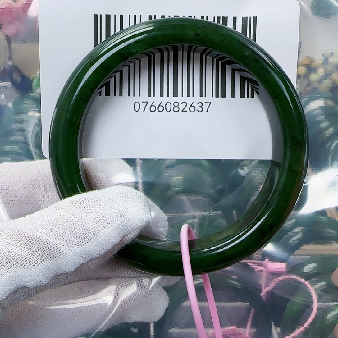 和田玉（碧玉）手镯未镶嵌58包容